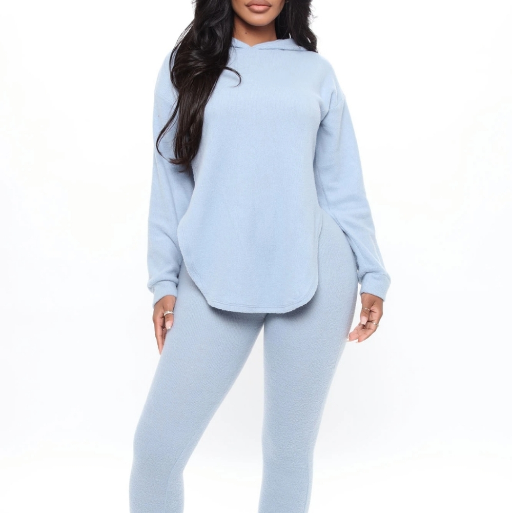 Fashion nova legging set